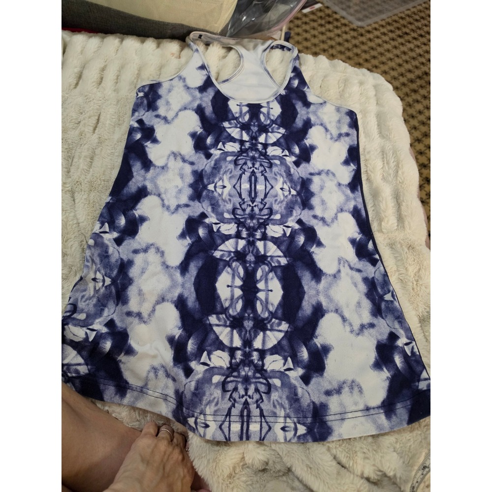 Lululemon Cool Racerback Tank Top Blue White Tie Dye Kaleidoscope Activewear